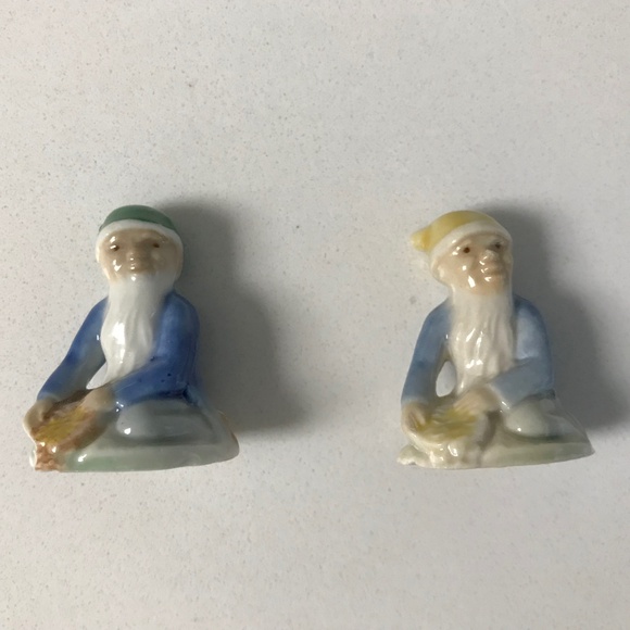 Rare Vintage Wade Of Ireland Pixie, Gnome, Whimsies Figurine 1950s -60s 1 pc - Picture 2 of 6
